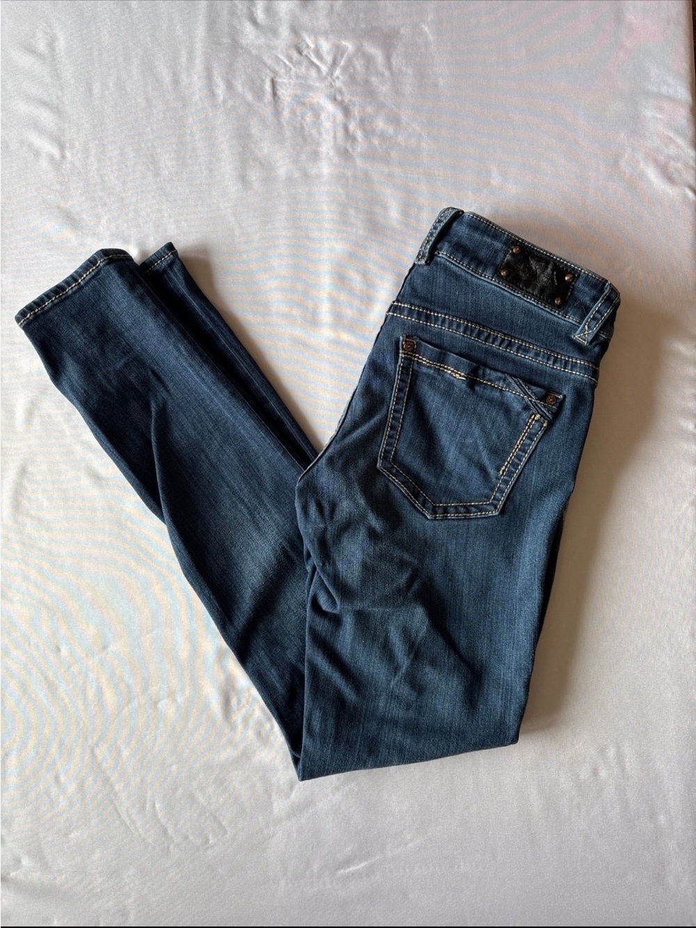 Buckle  Black Women's Dark Indigo Skinny Jeans
